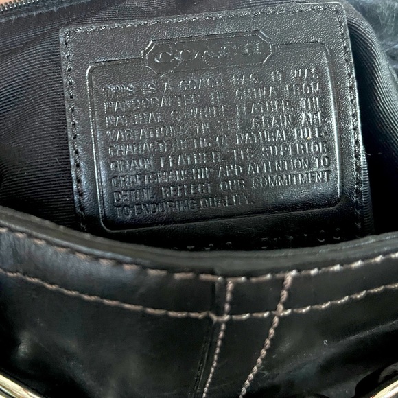 Coach black leather purse - Picture 6 of 10